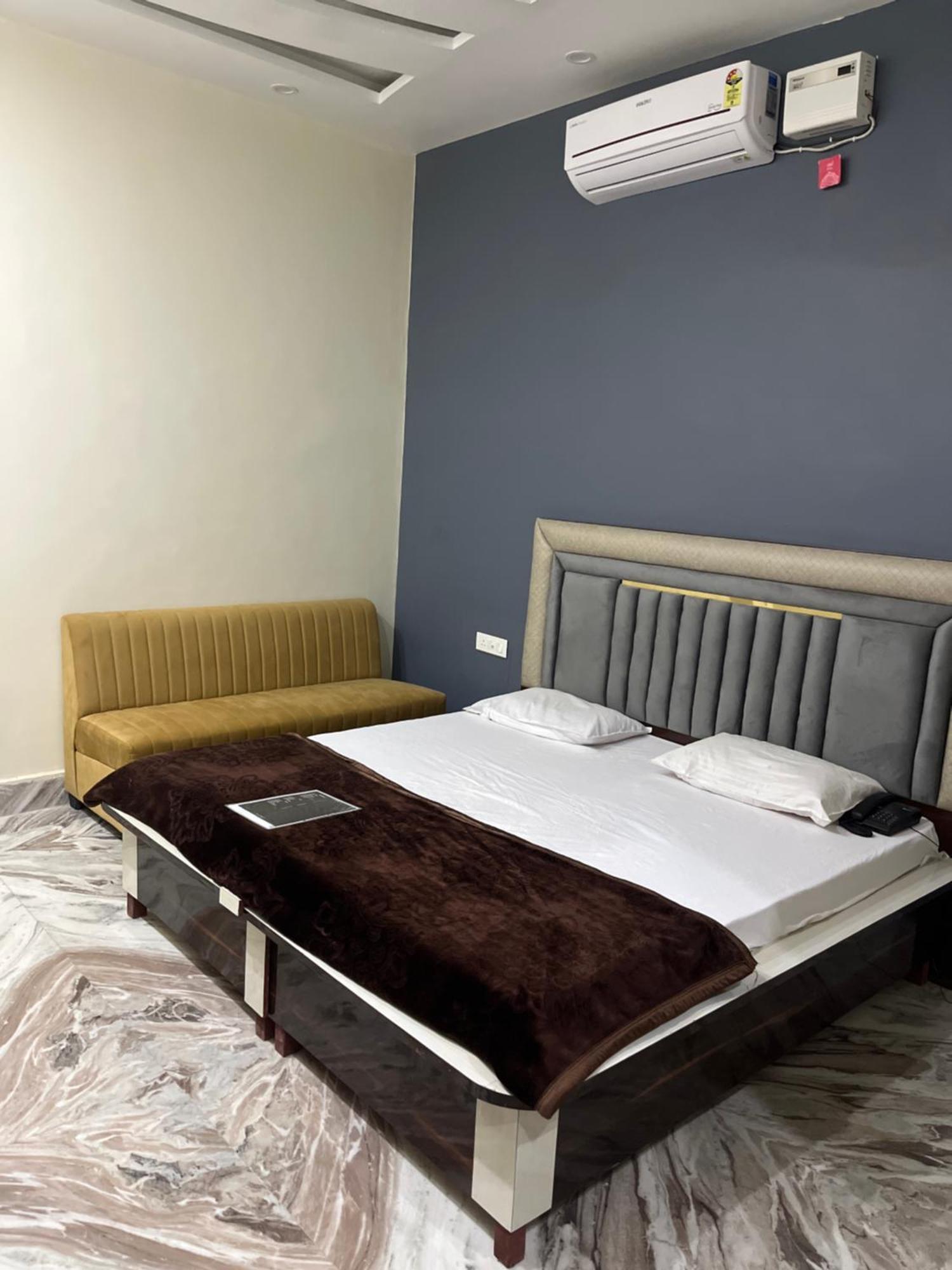 Hotel Ap Suratgarh Екстер'єр фото